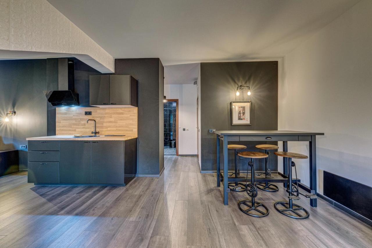 Black Box Studio Smolyan Extérieur photo
